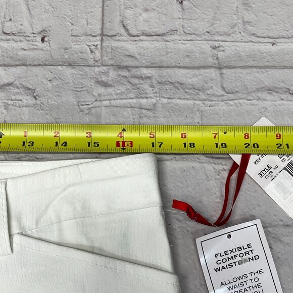 NWT Ruby Rd. Women Pull On Comfort Waistband Bermuda Shorts Size 14 White M258 6 - Picture 4 of 16